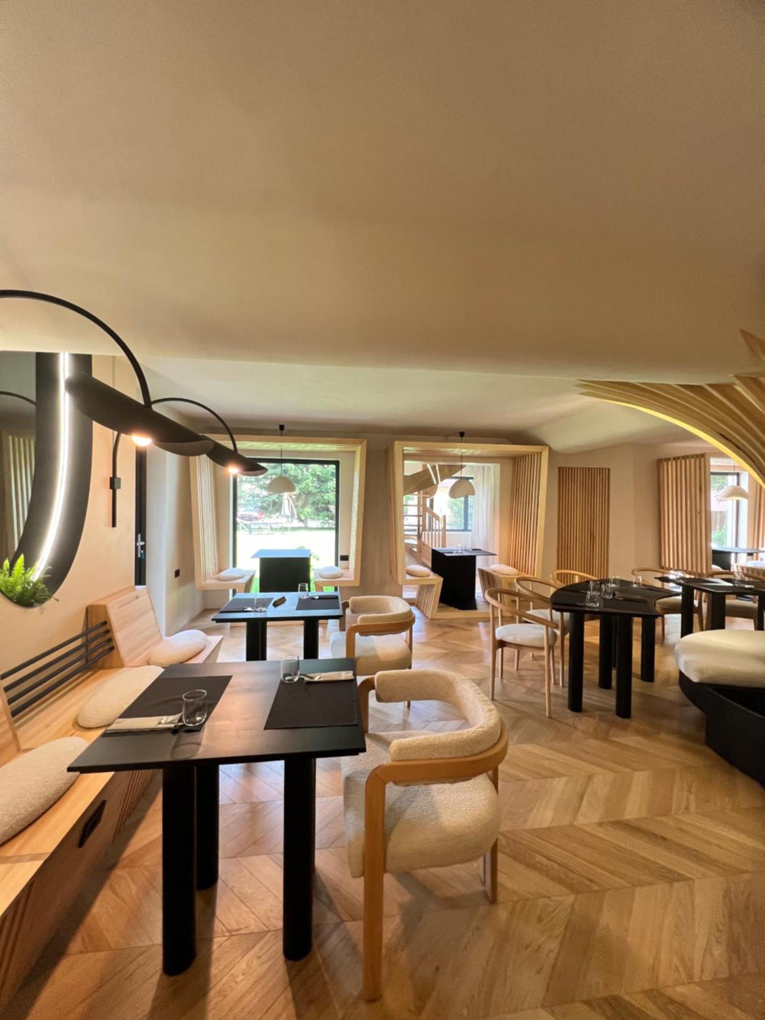 Garden Retreat (Adults Only) Hotel Bran  Bagian luar foto