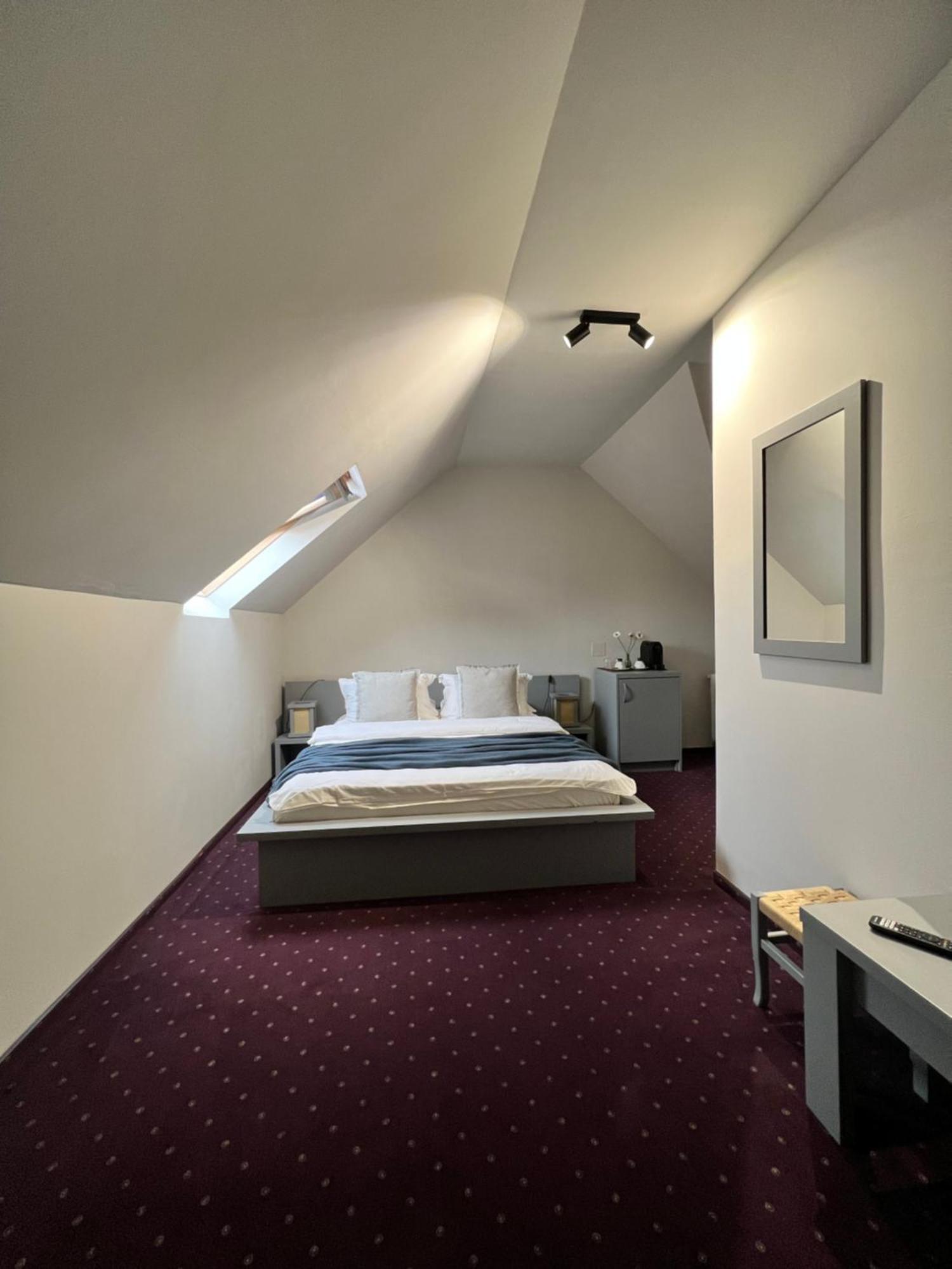Garden Retreat (Adults Only) Hotel Bran  Bagian luar foto