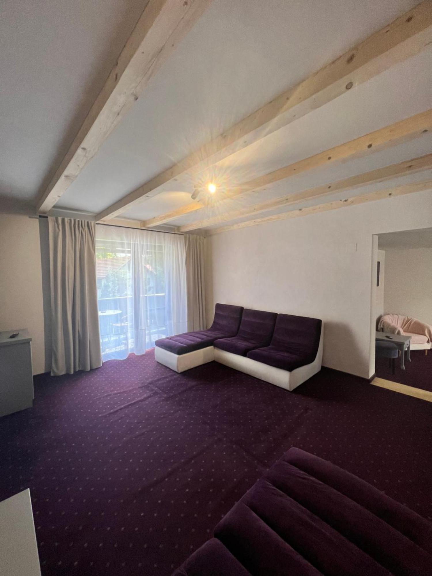 Garden Retreat (Adults Only) Hotel Bran  Bagian luar foto